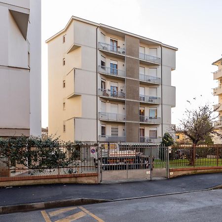 Pisa Quiet And Bright Flats With Balcony Διαμέρισμα Εξωτερικό φωτογραφία
