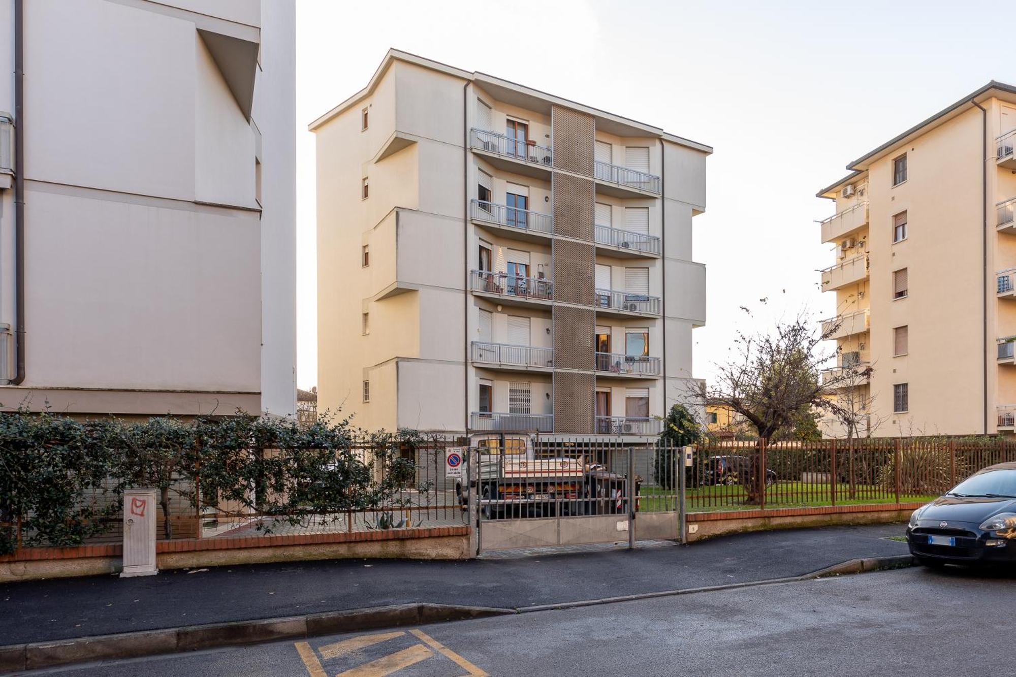 Pisa Quiet And Bright Flats With Balcony Διαμέρισμα Εξωτερικό φωτογραφία
